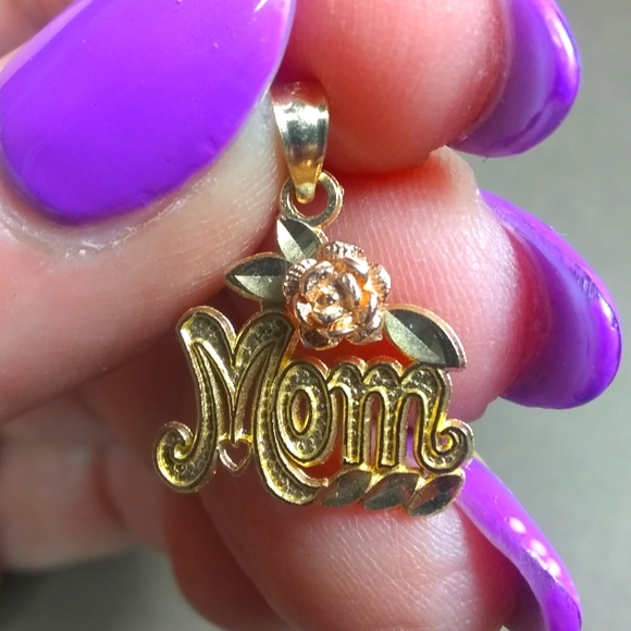 14KT Solid Gold Mom w/🌺 Flower Charm Pendant - Picture 4 of 6